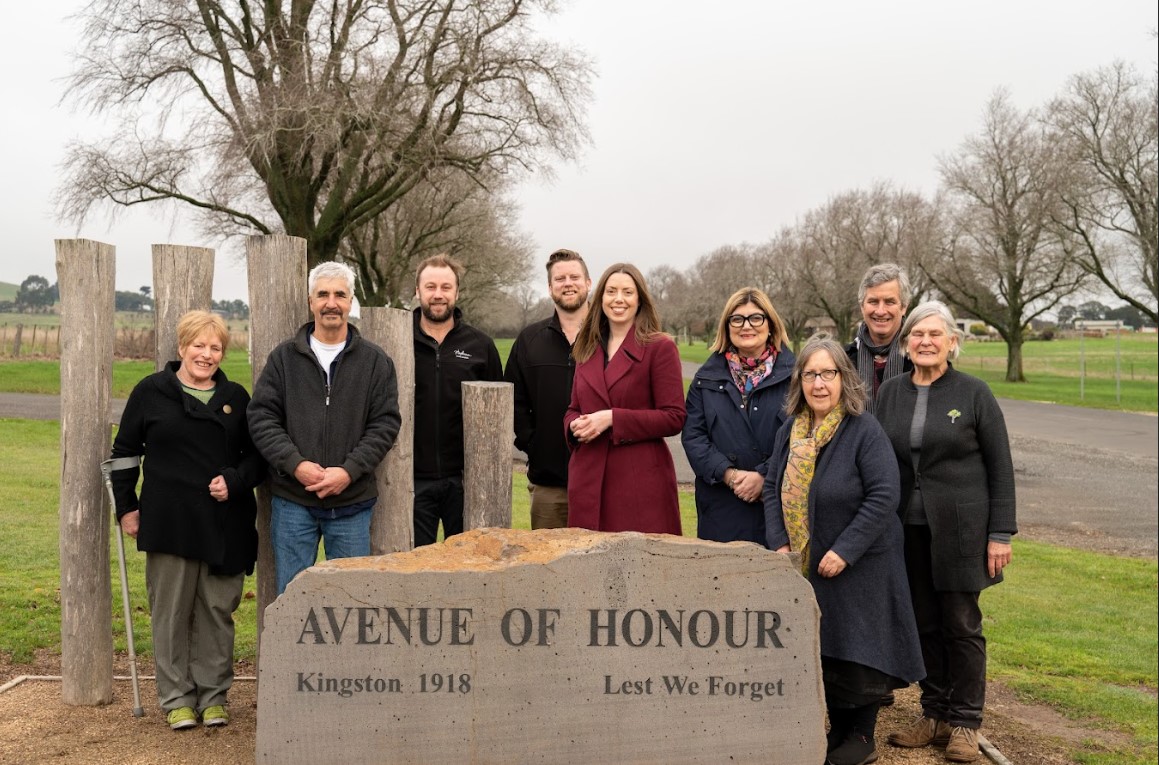 HONOURING THE VETERAN COMMUNITY IN KINGSTON AND CRESWICK Main Image